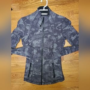 LULULEMON Define Jacket - grey camo, size 2
